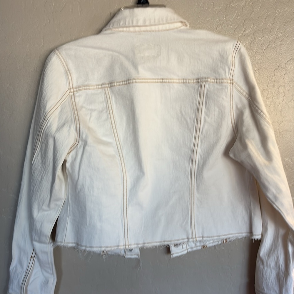 Universal Thread Jean Jacket - image 4